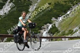 Photo #2531799 | 07-08-2022 12:49 | Passo Dello Stelvio - Waterfall curve BICYCLES