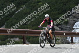 Photo #2582393 | 10-08-2022 14:46 | Passo Dello Stelvio - Waterfall curve BICYCLES