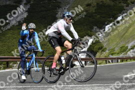 Photo #2129324 | 13-06-2022 10:39 | Passo Dello Stelvio - Waterfall curve BICYCLES