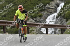 Photo #3269731 | 28-06-2023 11:06 | Passo Dello Stelvio - Waterfall curve BICYCLES