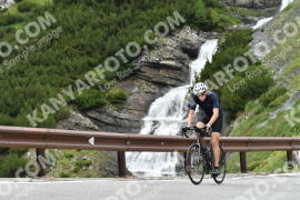 Photo #2205544 | 29-06-2022 10:51 | Passo Dello Stelvio - Waterfall curve BICYCLES