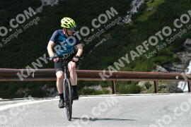Foto #2488379 | 02-08-2022 13:45 | Passo Dello Stelvio - Waterfall Kehre BICYCLES