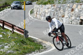 Photo #2171413 | 20-06-2022 15:10 | Passo Dello Stelvio - Waterfall curve BICYCLES