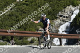 Photo #3225116 | 25-06-2023 09:30 | Passo Dello Stelvio - Waterfall curve BICYCLES
