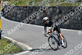 Photo #2382211 | 24-07-2022 10:58 | Passo Dello Stelvio - Waterfall curve BICYCLES
