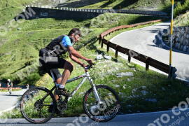 Photo #2183369 | 25-06-2022 09:19 | Passo Dello Stelvio - Waterfall curve BICYCLES