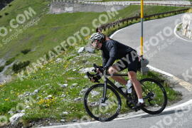 Photo #2199073 | 26-06-2022 16:11 | Passo Dello Stelvio - Waterfall curve BICYCLES