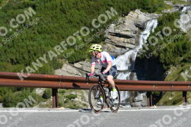 Photo #4003936 | 21-08-2023 09:56 | Passo Dello Stelvio - Waterfall curve BICYCLES