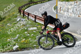 Photo #2199065 | 26-06-2022 16:10 | Passo Dello Stelvio - Waterfall curve BICYCLES