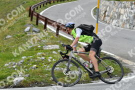 Photo #2464401 | 31-07-2022 15:47 | Passo Dello Stelvio - Waterfall curve BICYCLES