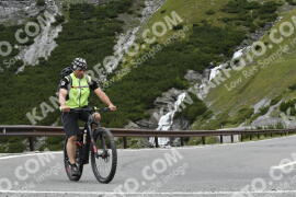 Foto #3796910 | 10-08-2023 12:15 | Passo Dello Stelvio - Waterfall Kehre BICYCLES