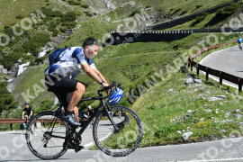Photo #2183783 | 25-06-2022 09:43 | Passo Dello Stelvio - Waterfall curve BICYCLES