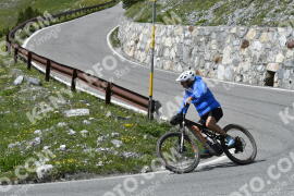 Photo #3243098 | 26-06-2023 15:40 | Passo Dello Stelvio - Waterfall curve BICYCLES