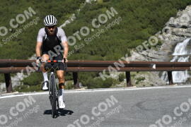 Photo #2739474 | 25-08-2022 10:46 | Passo Dello Stelvio - Waterfall curve BICYCLES