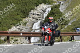 Photo #2729862 | 24-08-2022 10:00 | Passo Dello Stelvio - Waterfall curve
