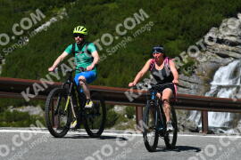Photo #3986675 | 20-08-2023 12:19 | Passo Dello Stelvio - Waterfall curve BICYCLES