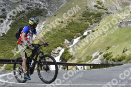 Foto #3081120 | 10-06-2023 10:40 | Passo Dello Stelvio - Waterfall Kehre BICYCLES