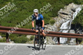Photo #4036003 | 23-08-2023 10:35 | Passo Dello Stelvio - Waterfall curve BICYCLES