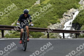 Photo #3662563 | 30-07-2023 10:46 | Passo Dello Stelvio - Waterfall curve BICYCLES