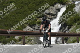 Photo #3239902 | 26-06-2023 12:04 | Passo Dello Stelvio - Waterfall curve BICYCLES