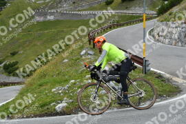 Photo #2460567 | 31-07-2022 12:24 | Passo Dello Stelvio - Waterfall curve BICYCLES