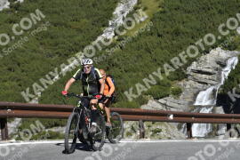 Photo #2728383 | 24-08-2022 10:16 | Passo Dello Stelvio - Waterfall curve BICYCLES
