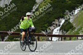 Photo #2244413 | 06-07-2022 13:51 | Passo Dello Stelvio - Waterfall curve BICYCLES