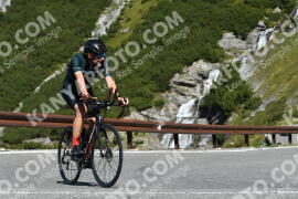 Photo #2667343 | 16-08-2022 10:40 | Passo Dello Stelvio - Waterfall curve BICYCLES
