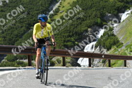 Photo #2161086 | 19-06-2022 15:50 | Passo Dello Stelvio - Waterfall curve BICYCLES