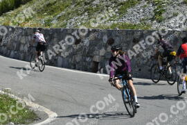Photo #3515880 | 17-07-2023 10:50 | Passo Dello Stelvio - Waterfall curve BICYCLES