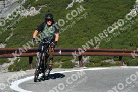 Fotó #4211799 | 09-09-2023 10:11 | Passo Dello Stelvio - Vízesés kanyar Bicajosok