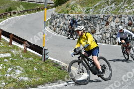 Photo #2433069 | 29-07-2022 12:25 | Passo Dello Stelvio - Waterfall curve BICYCLES