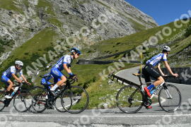 Photo #2502848 | 04-08-2022 10:27 | Passo Dello Stelvio - Waterfall curve BICYCLES