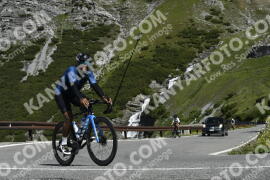 Photo #3349612 | 04-07-2023 10:17 | Passo Dello Stelvio - Waterfall curve BICYCLES