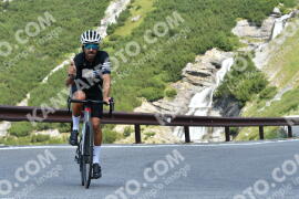 Photo #2363342 | 21-07-2022 10:49 | Passo Dello Stelvio - Waterfall curve BICYCLES