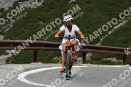 Fotó #2681350 | 17-08-2022 10:42 | Passo Dello Stelvio - Vízesés kanyar Bicajosok