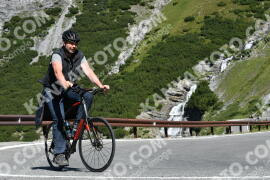 Photo #2319210 | 16-07-2022 10:29 | Passo Dello Stelvio - Waterfall curve BICYCLES