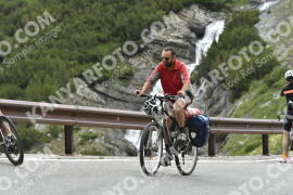 Fotó #3358723 | 05-07-2023 13:42 | Passo Dello Stelvio - Vízesés kanyar Bicajosok