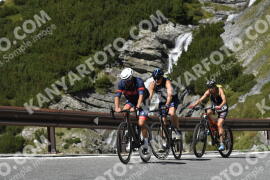 Photo #2743029 | 25-08-2022 13:00 | Passo Dello Stelvio - Waterfall curve BICYCLES