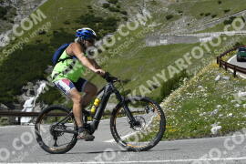 Fotó #3426874 | 11-07-2023 14:08 | Passo Dello Stelvio - Vízesés kanyar Bicajosok