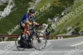 Photo #2306822 | 15-07-2022 10:12 | Passo Dello Stelvio - Waterfall curve BICYCLES