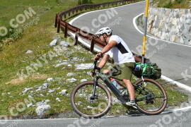 Foto #4055720 | 24-08-2023 14:11 | Passo Dello Stelvio - Waterfall Kehre BICYCLES