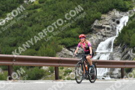 Photo #2438975 | 30-07-2022 10:28 | Passo Dello Stelvio - Waterfall curve BICYCLES