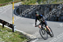 Photo #2412189 | 26-07-2022 10:01 | Passo Dello Stelvio - Waterfall curve BICYCLES