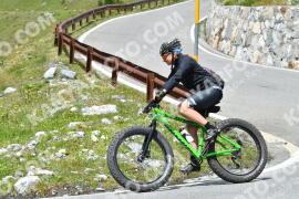 Photo #2418849 | 27-07-2022 13:46 | Passo Dello Stelvio - Waterfall curve BICYCLES
