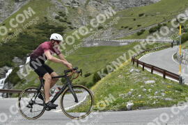 Photo #3269498 | 28-06-2023 11:01 | Passo Dello Stelvio - Waterfall curve BICYCLES