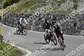 Fotó #3763054 | 08-08-2023 11:42 | Passo Dello Stelvio - Vízesés kanyar Bicajosok