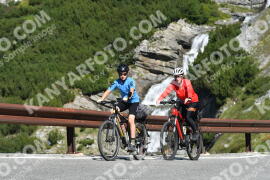 Photo #2503336 | 04-08-2022 10:39 | Passo Dello Stelvio - Waterfall curve BICYCLES