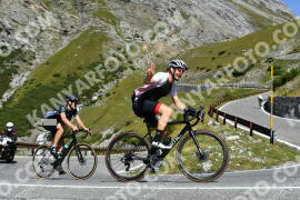 Photo #4052323 | 24-08-2023 11:15 | Passo Dello Stelvio - Waterfall curve BICYCLES