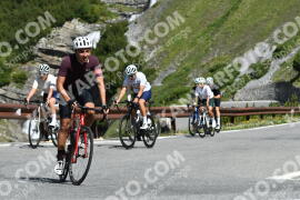 Photo #2202379 | 27-06-2022 10:17 | Passo Dello Stelvio - Waterfall curve BICYCLES